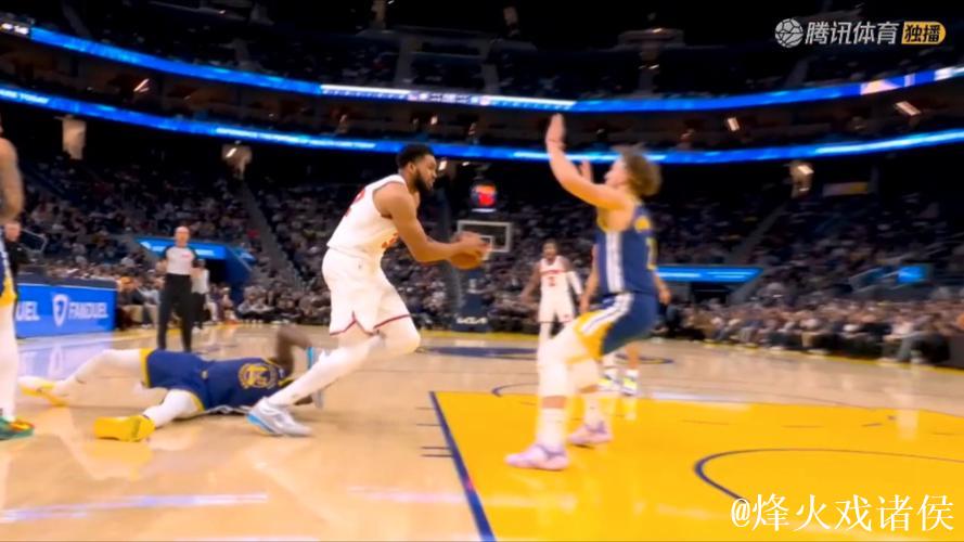 库里27+7巴特勒32+8 勇士主场击败尼克斯延续连胜